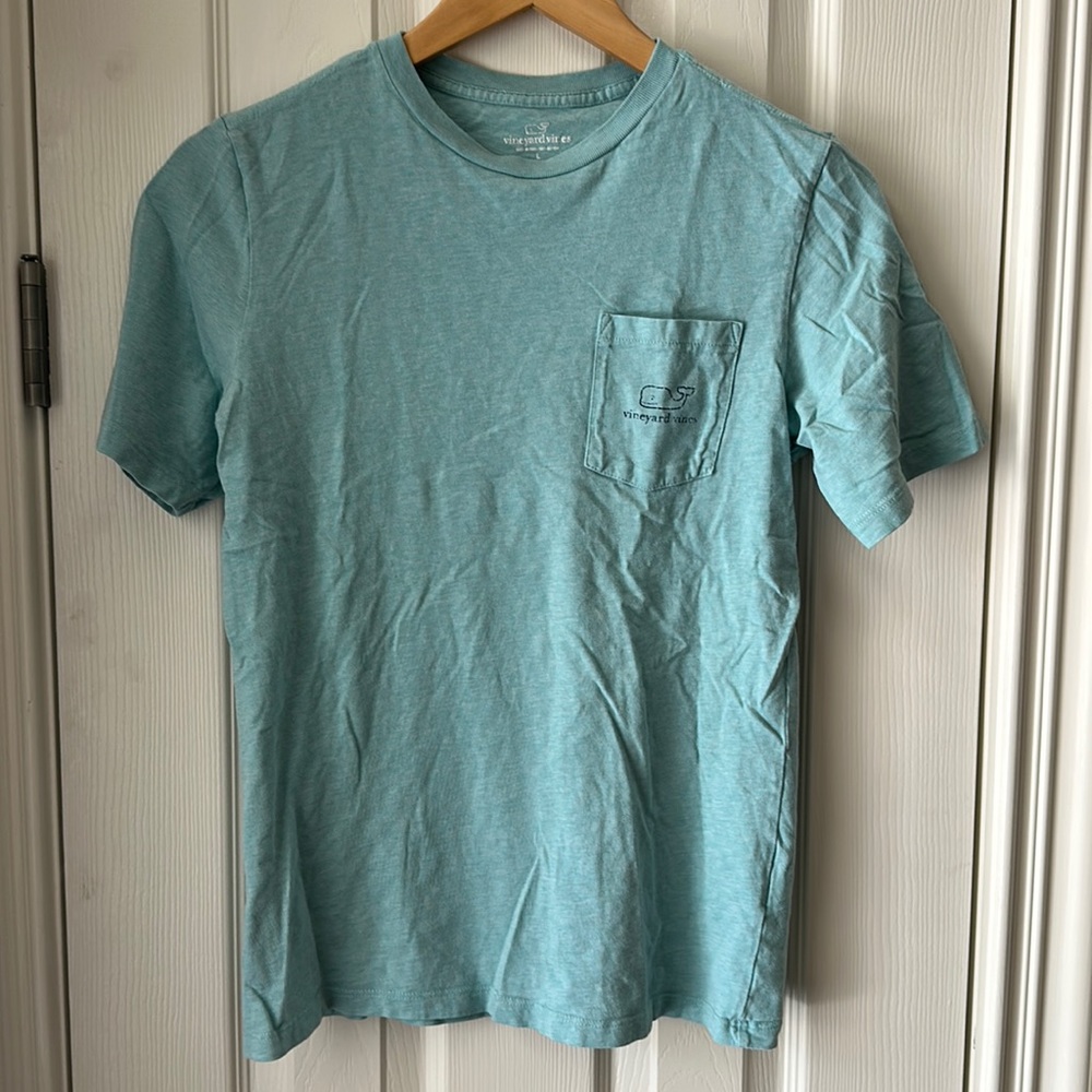 Vineyard Vines boys large pocket tee. Aqua blue with navy logo.